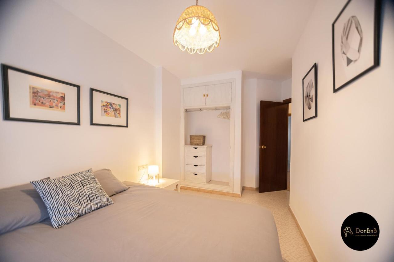Apartment La Peineta Ronda Exteriör bild